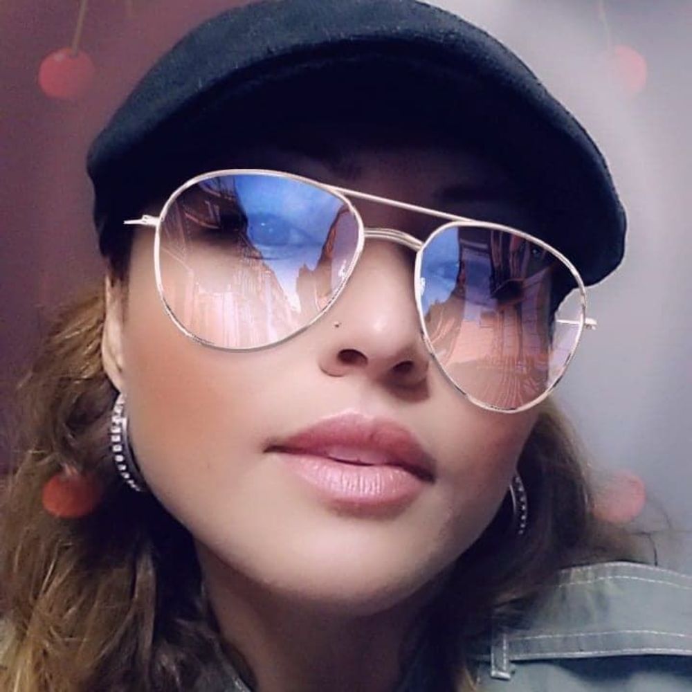 Meet your Posher, Marsha